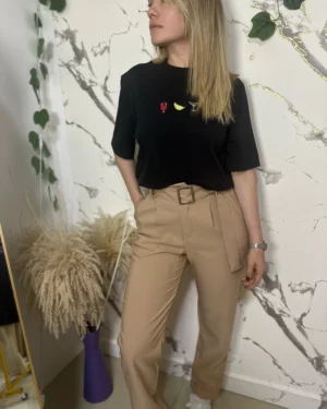 Pantalón tipo sastre.