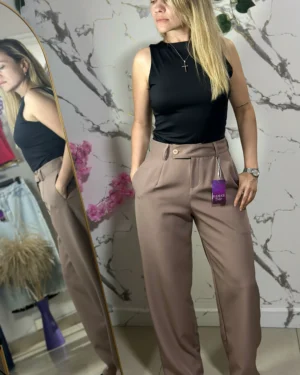 Pantalón sastre pretina de lado