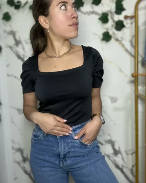 Básica manga drapeada