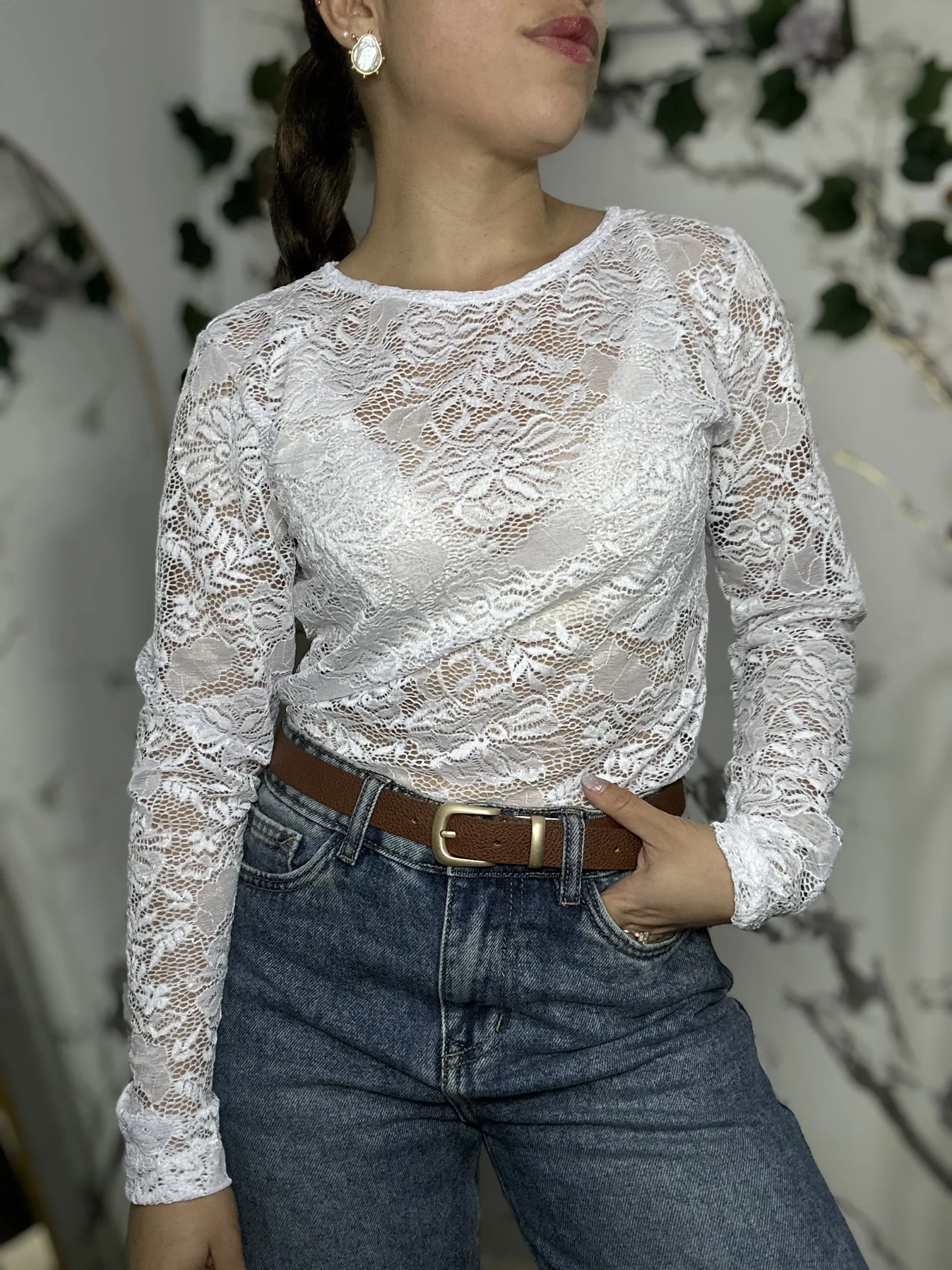 blusa-de-encaje